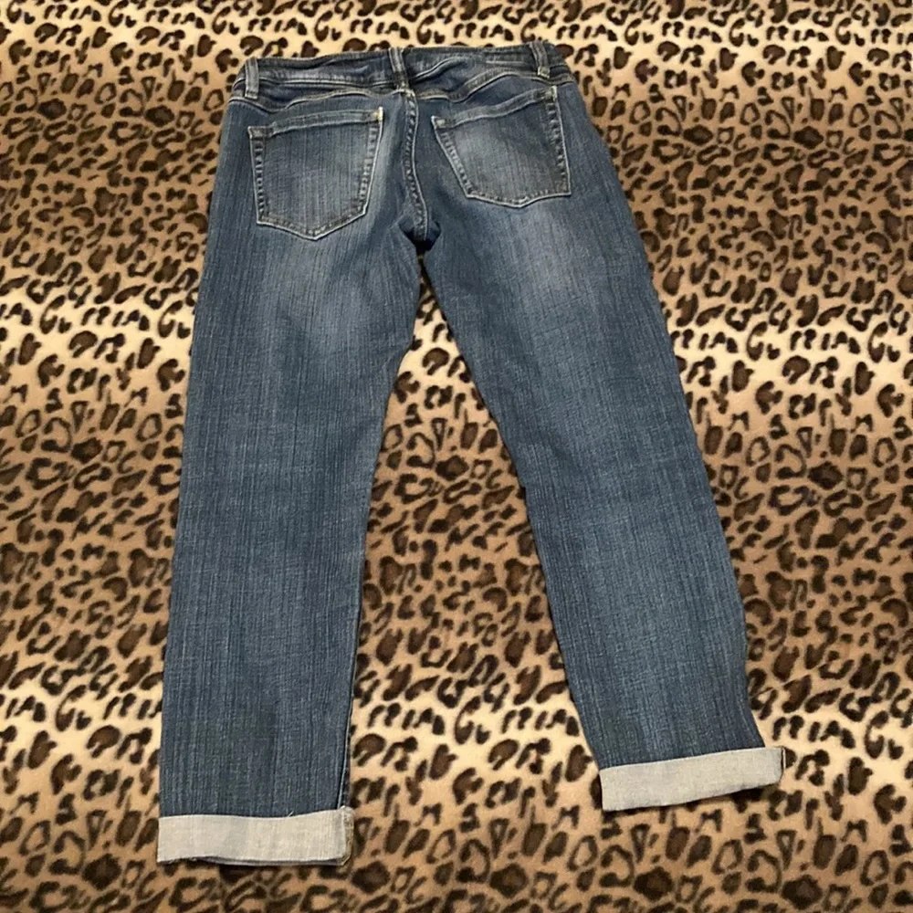 2 for $25 CAbi Jeans Women’s Size 0 Boyfriend Fit Style #917 Medium Wash Jeans - Picture 2 of 11